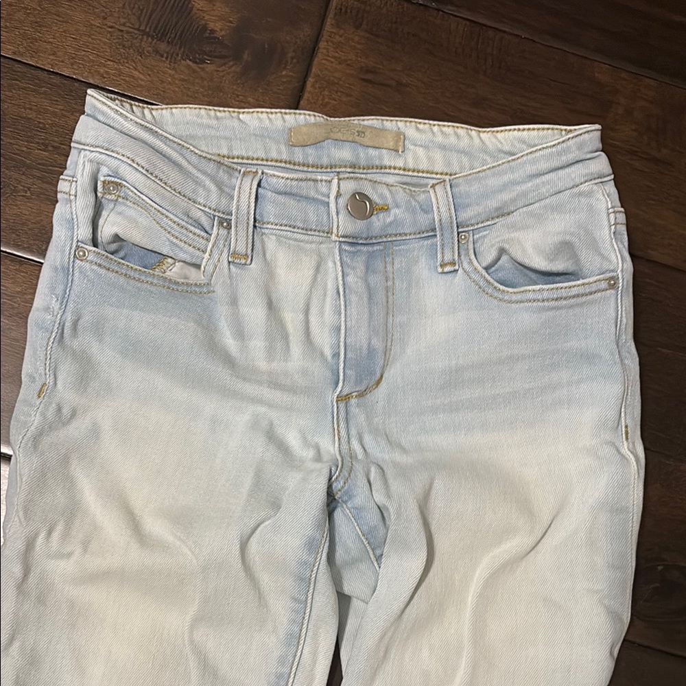 Joe’s Jeans light wash jeans